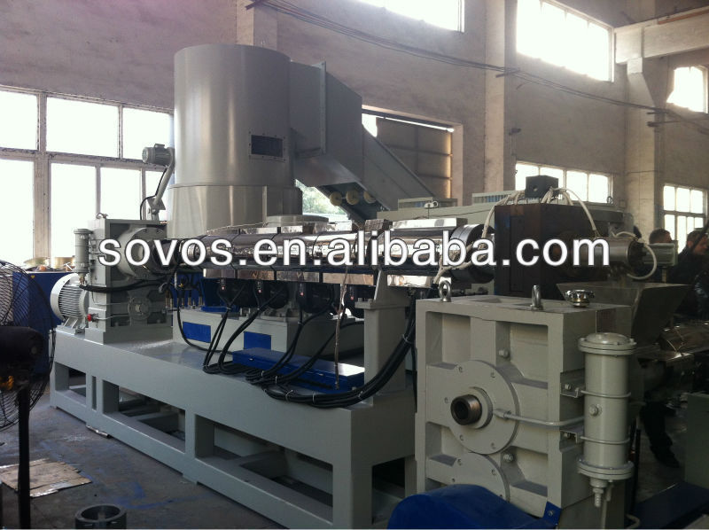 pe film granulating machine