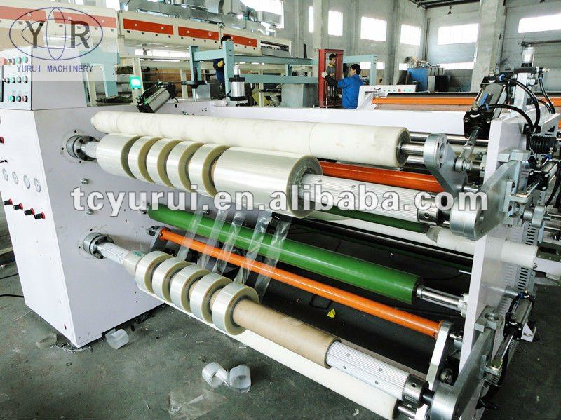 PE film slitting machine