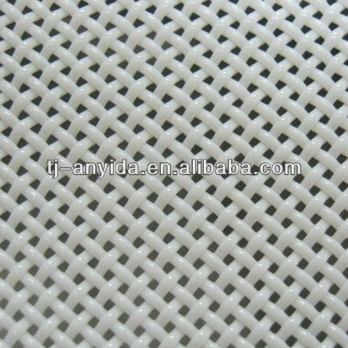 Plain weave fabric