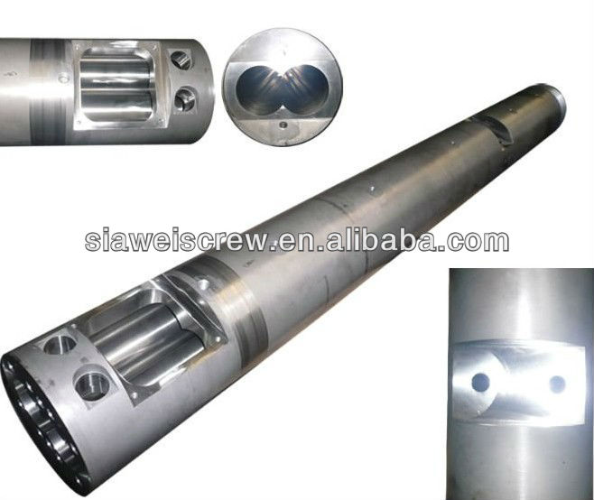 Plastic extruder screw and barrel alloy layer