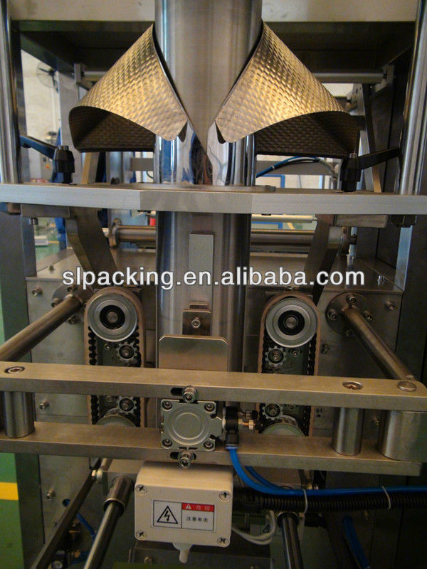 Pneumatic collar type form fill seal packing machines for chips