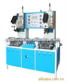 Pneumatic moulding machine for rubber foaming cloth shoes