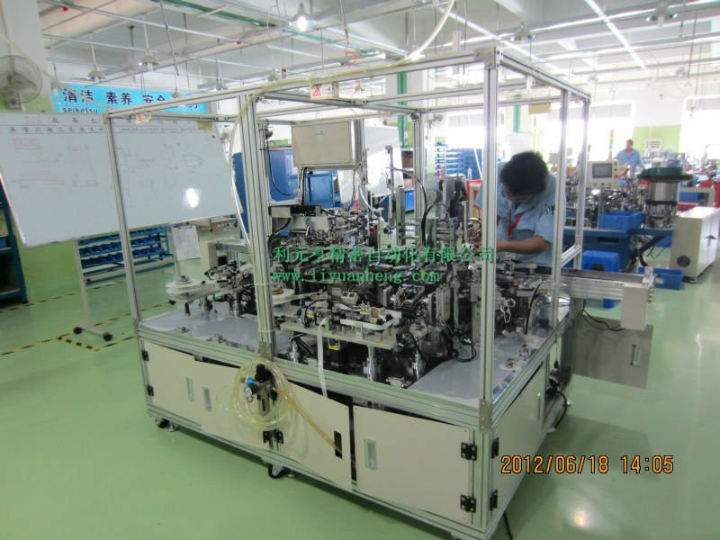 Poly soft bag battery full automatic packet protective film machine