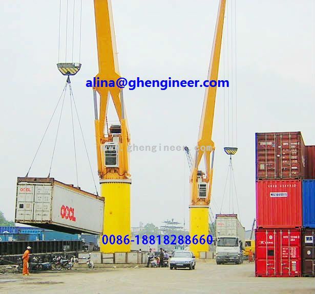 Port Crane For Lifting Containers