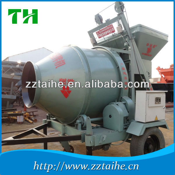 portable concrete mixer