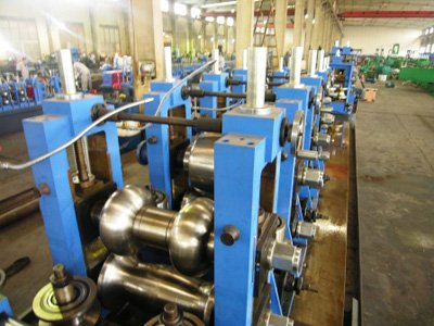 precise high-frequency longitudinal pipe welding machine