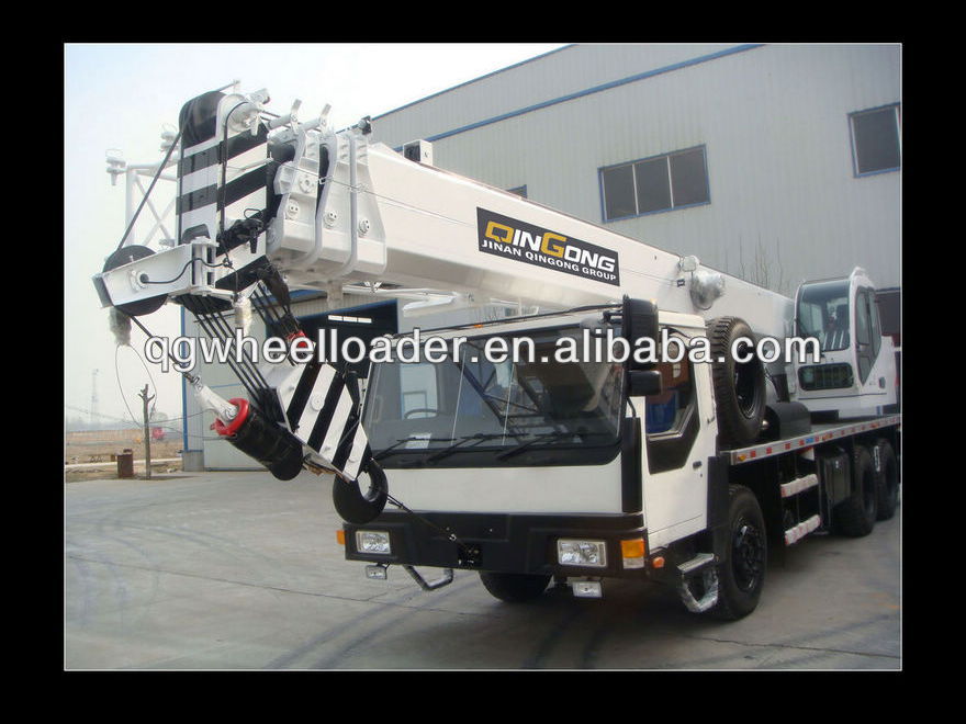 QINGONG brand 30 ton truck crane, mobile crane (QLY30A1)