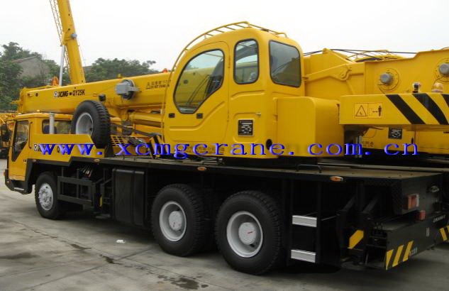 QY25K-1 Truck crane