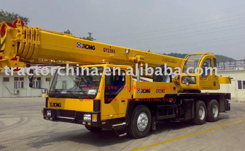QY25K5-I truck crane with five boom payload 25 ton