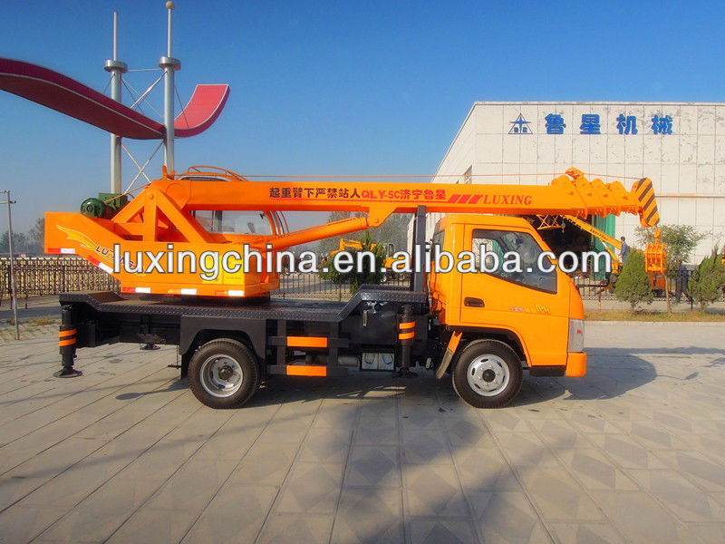 QY5K mobile crane