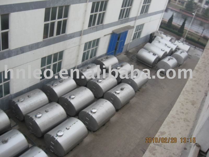 Raw milk insulation cooling storage tank