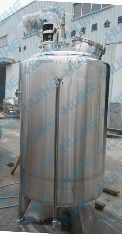 reacting emulsifying tank