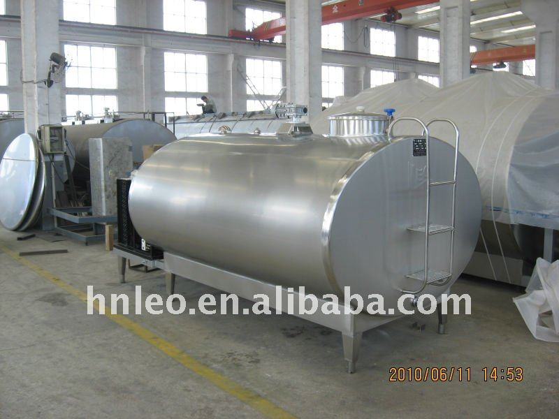 Refrigerated closed type Milk cooling tank