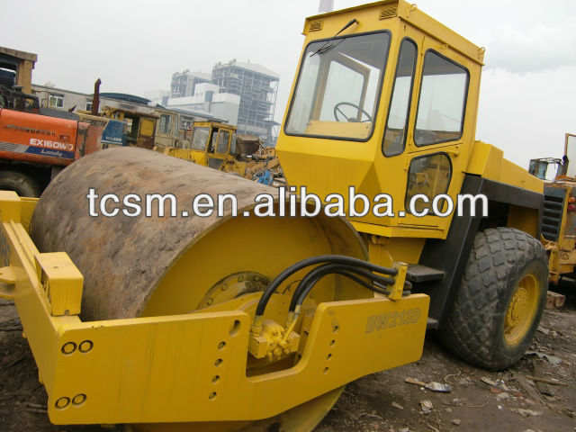 selling second hand construction machinery road roller Bomag BW217D