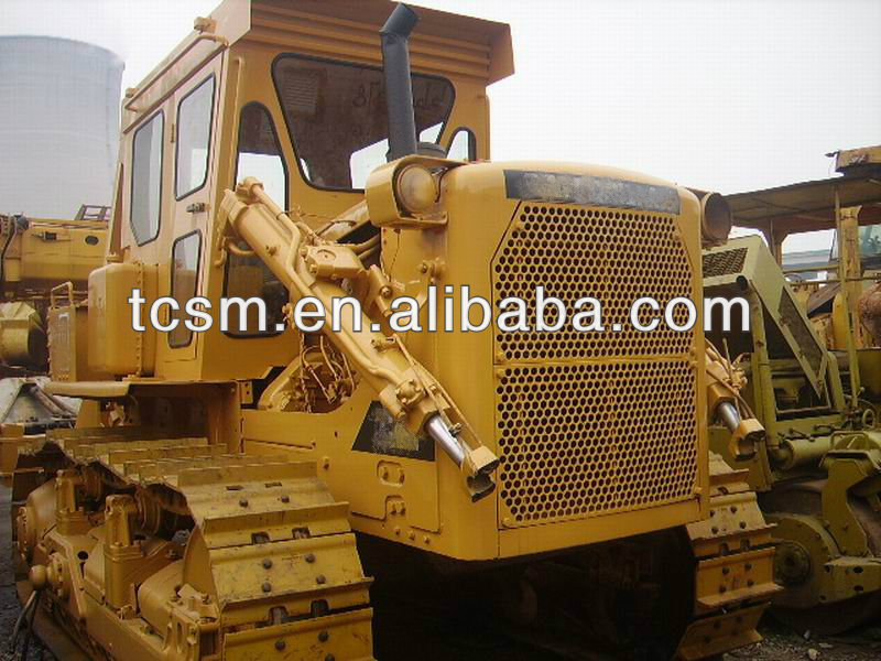 Selling used Japanese crawler track bulldozers D7G