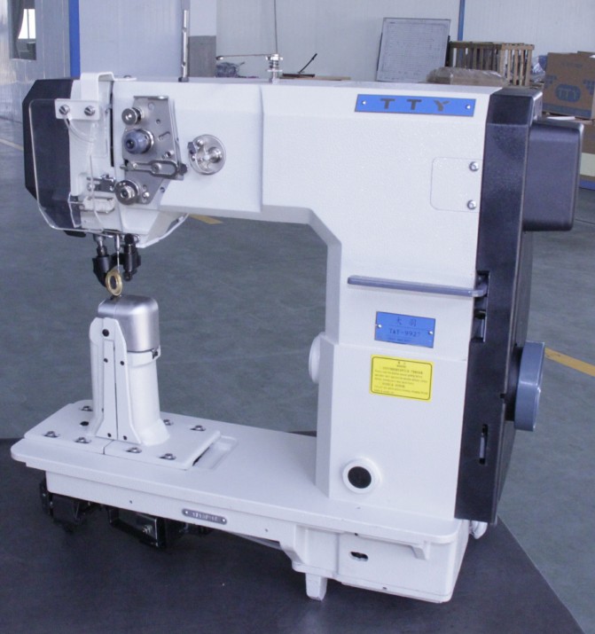 Single needle post bed direct driver sewing machine