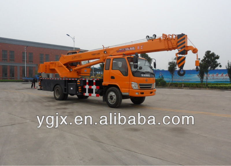 Small size truck mounted crane