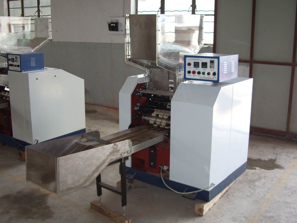 spoon straw making machine