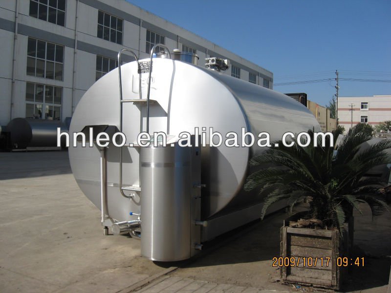 Stainless steel 304 fresh Milk fast directly cooling storage insulation cooler tank for raw milk storage