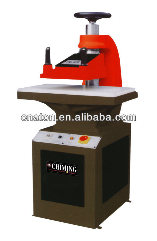 swing arm cutting machine of rubber shoe soles/sole