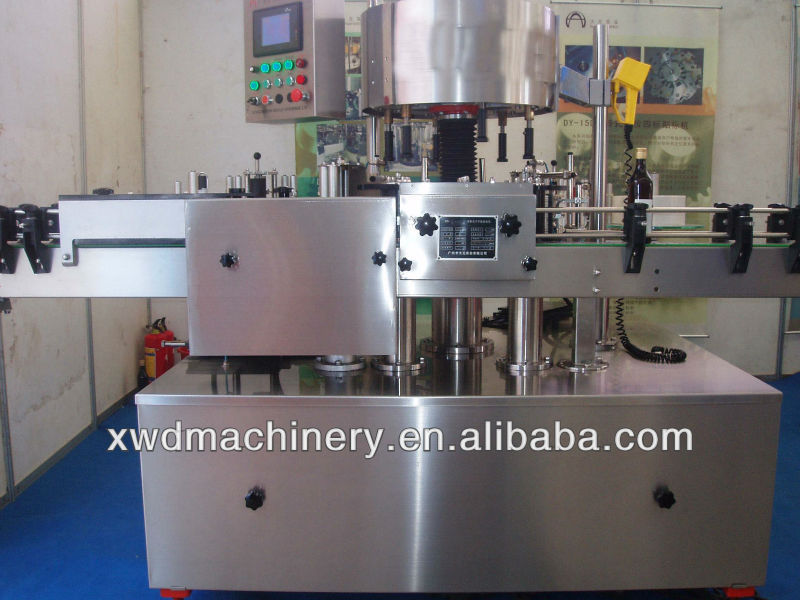 TB series automatic pet bottles labeling machine controlled by PLC