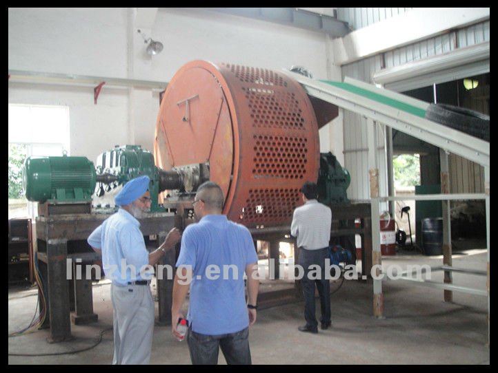 tire crusher equipment machine in the production line at normal temperature