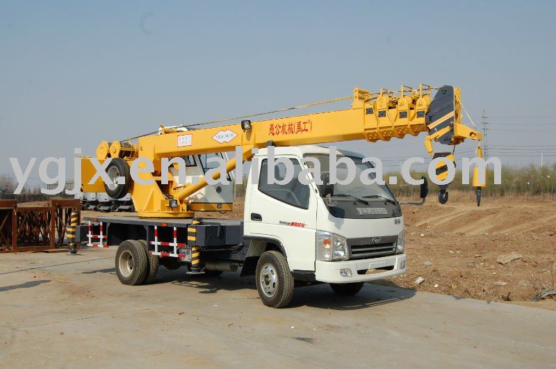 tower crane lorry of 7ton