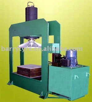 Tyre-Press Machine