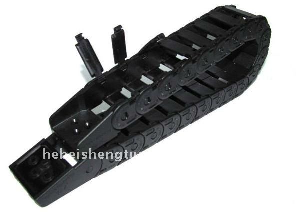 TZ45 articulated nylon cable carrier