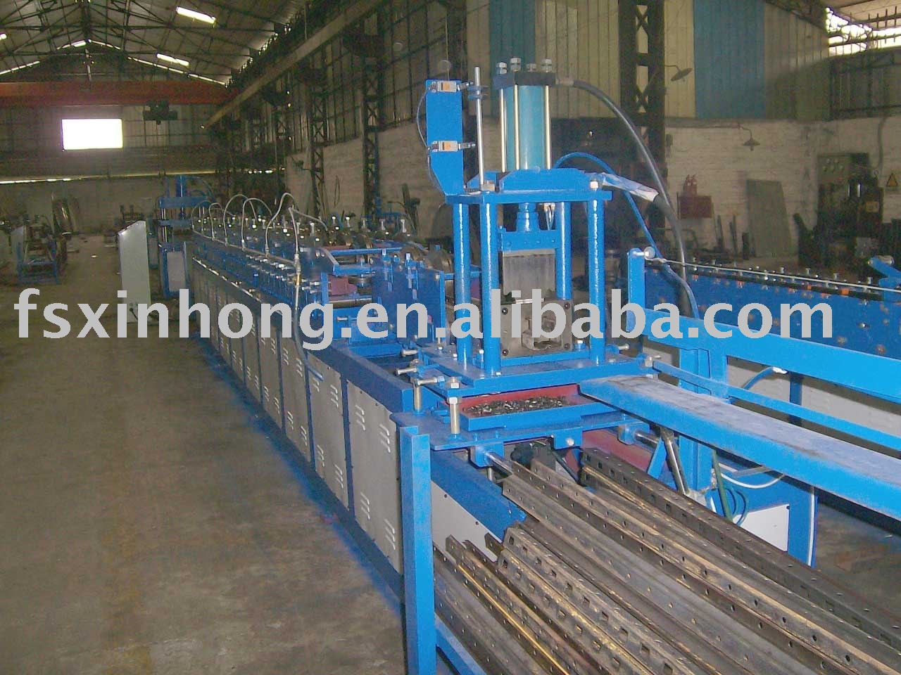 Universal Type Roll Forming Machine