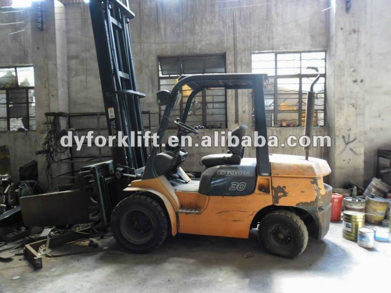 Used 3t forklift with clamp