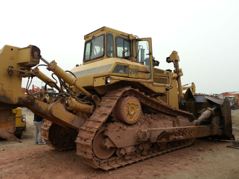 used bulldozer d9n