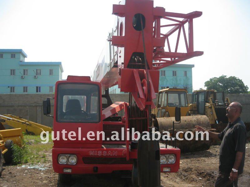 Used crane Tadano TL300E right hand drive