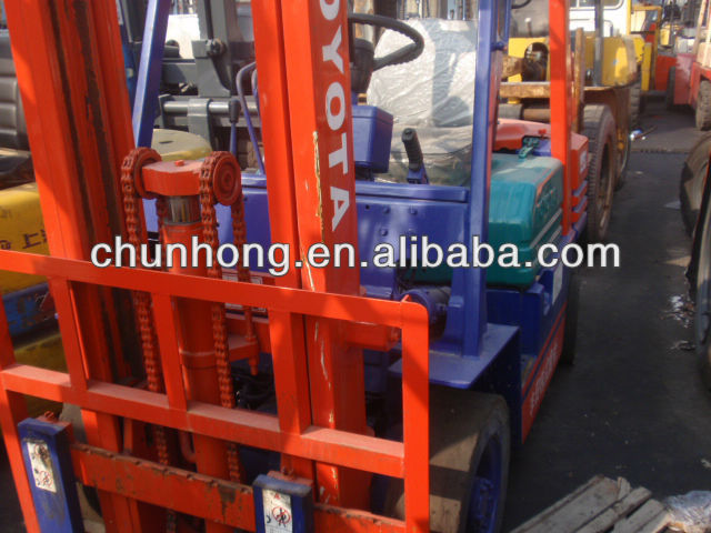 used forklift toyota 3t, 5FD30 hydraulic, original from japan