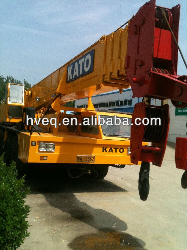 Used Hydraulic Crane 100t Kato NK1000E