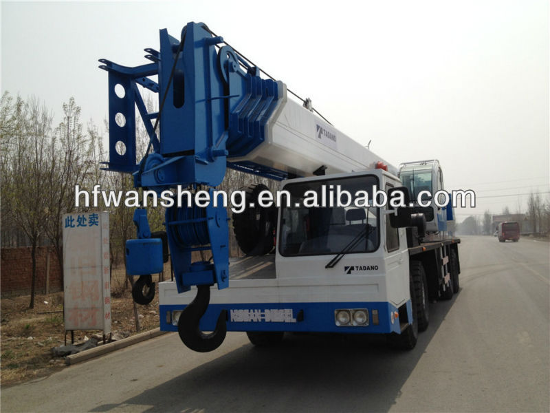 Used hydraulic crane 90t TADANO