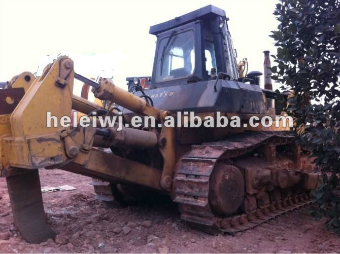 USED KOMATSU D155-1 BULLDOZERS