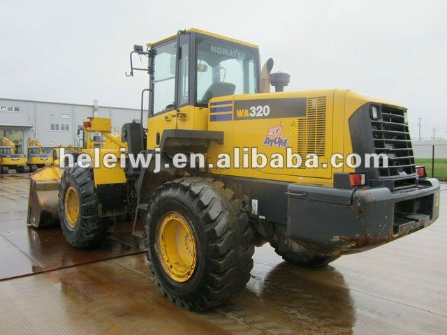 USED KOMTSU WA320-5 WHEEL LOADER