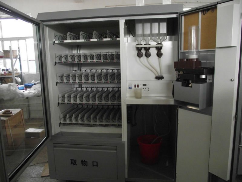 vending machines with heater exchanger