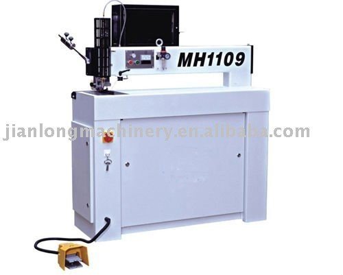 Veneer splicer machine MH1109