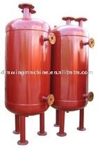 Vertical storage tank