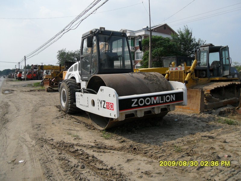Vibratory Road Roller