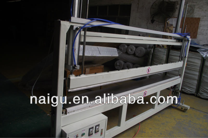 welding and cutting machine for plastic packaging film