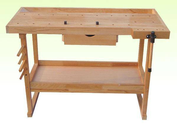 Wooden Workbench KL718-12 with Installation Size 126X61X84CM and Packing Size 132X53X17CM