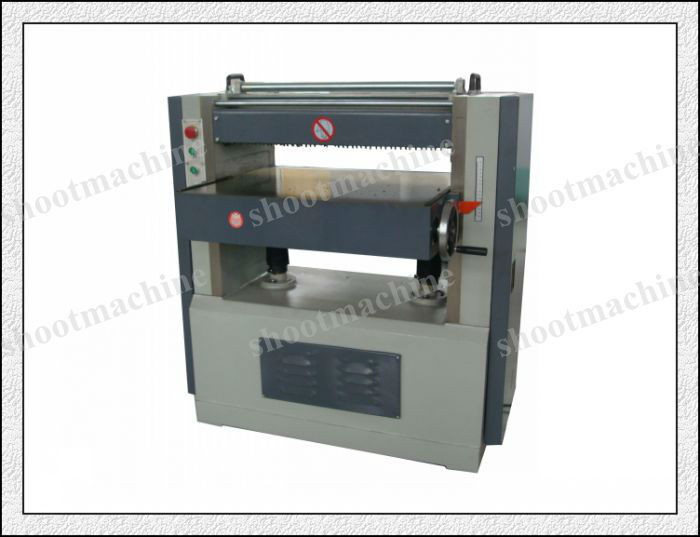 Woodworking Thicknesser Machine with automatic up & down and geMB107A with Max.Planing Width 700mm and Planing Thickness 3-120mm