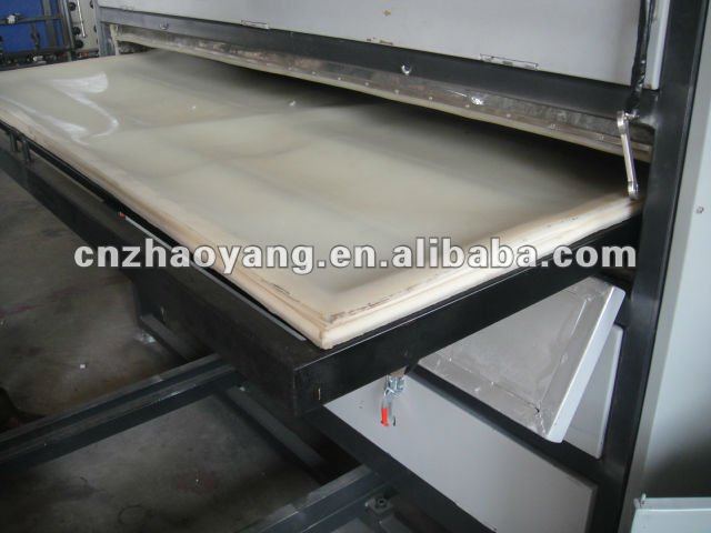 Zhaoyang Laminated Glass Forming Machine with CE certificate
