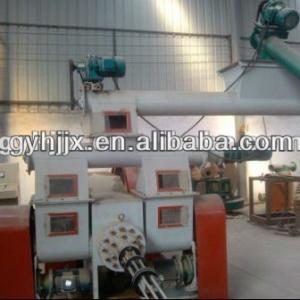 2012 new design high capacity ram type briquette machine