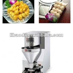 Automatic meat ball maker