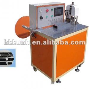 Automatic ultrasonic label cutting machine