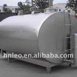 Bulk milk cooler